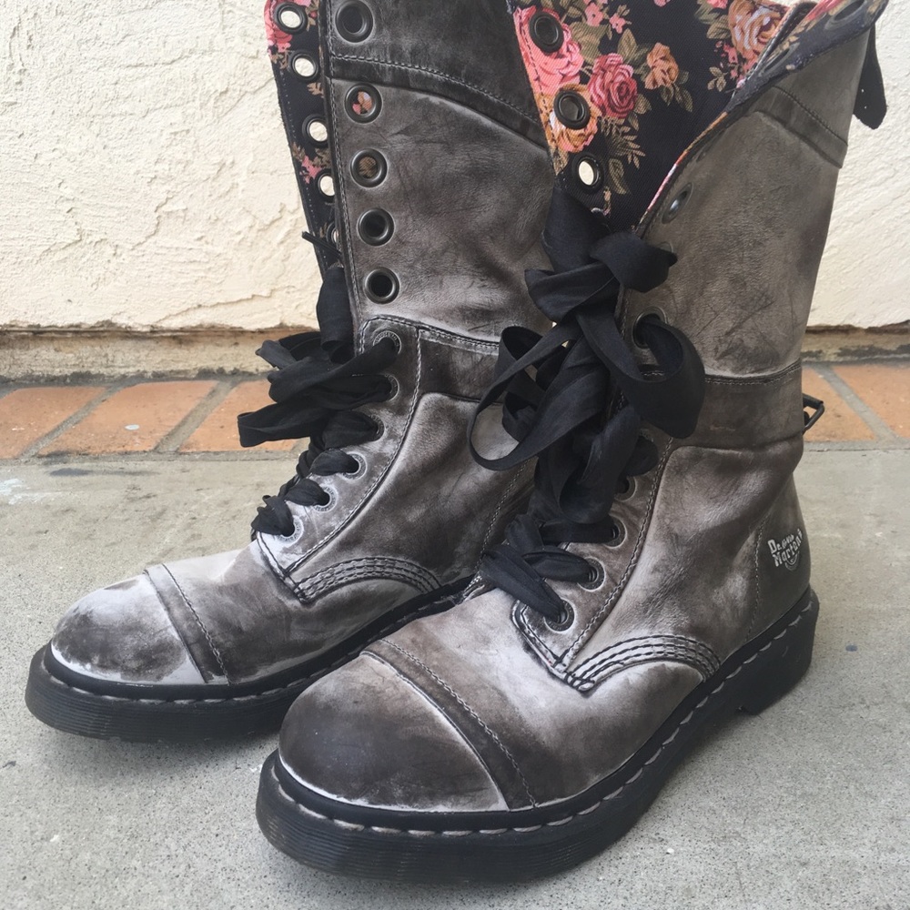 Doc Martens Triumph Boots, UK Size 7, Women’s Sz 9